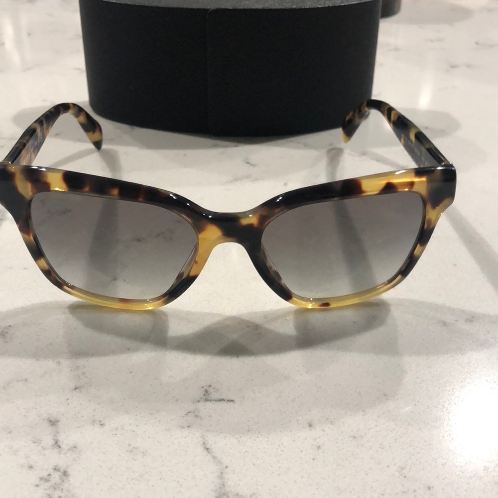 Prada tortoise shell sunnies